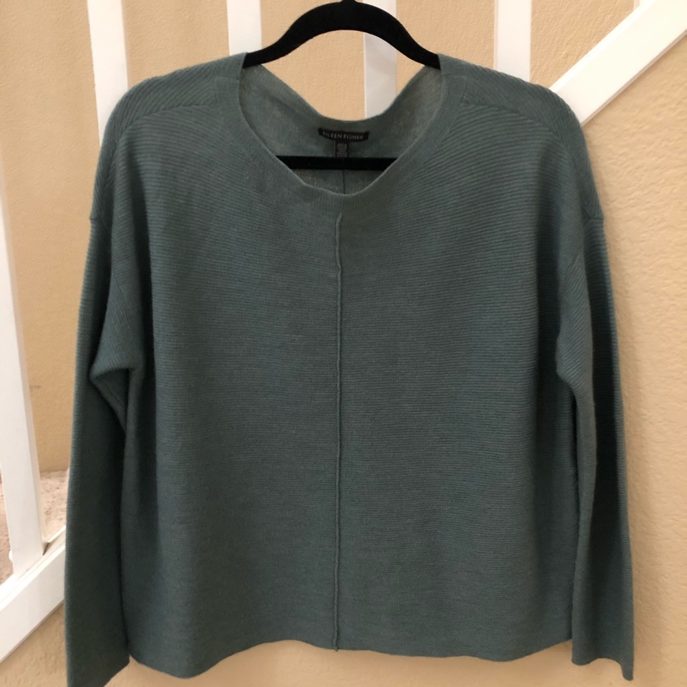 EILEEN FISHER 100% Merino Wool light Sweater